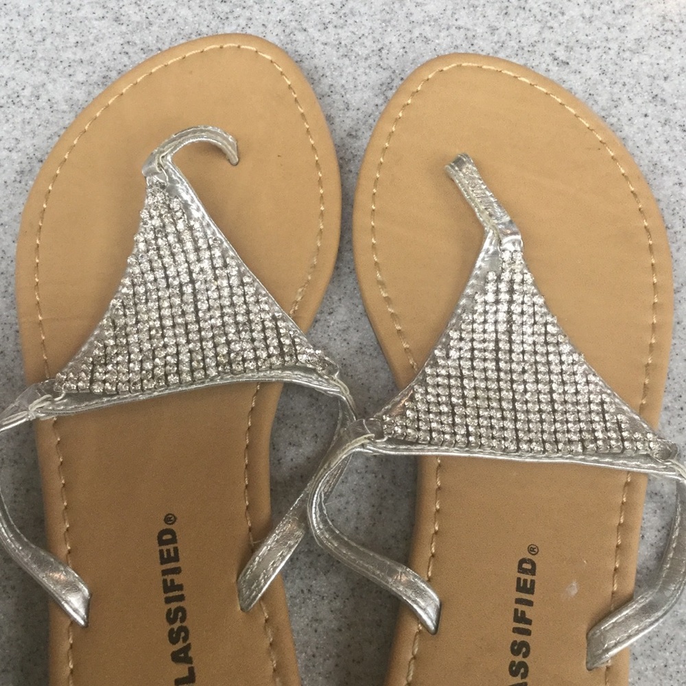 CityClassified Sparkly Sandals Size 6.5 - Picture 7 of 9
